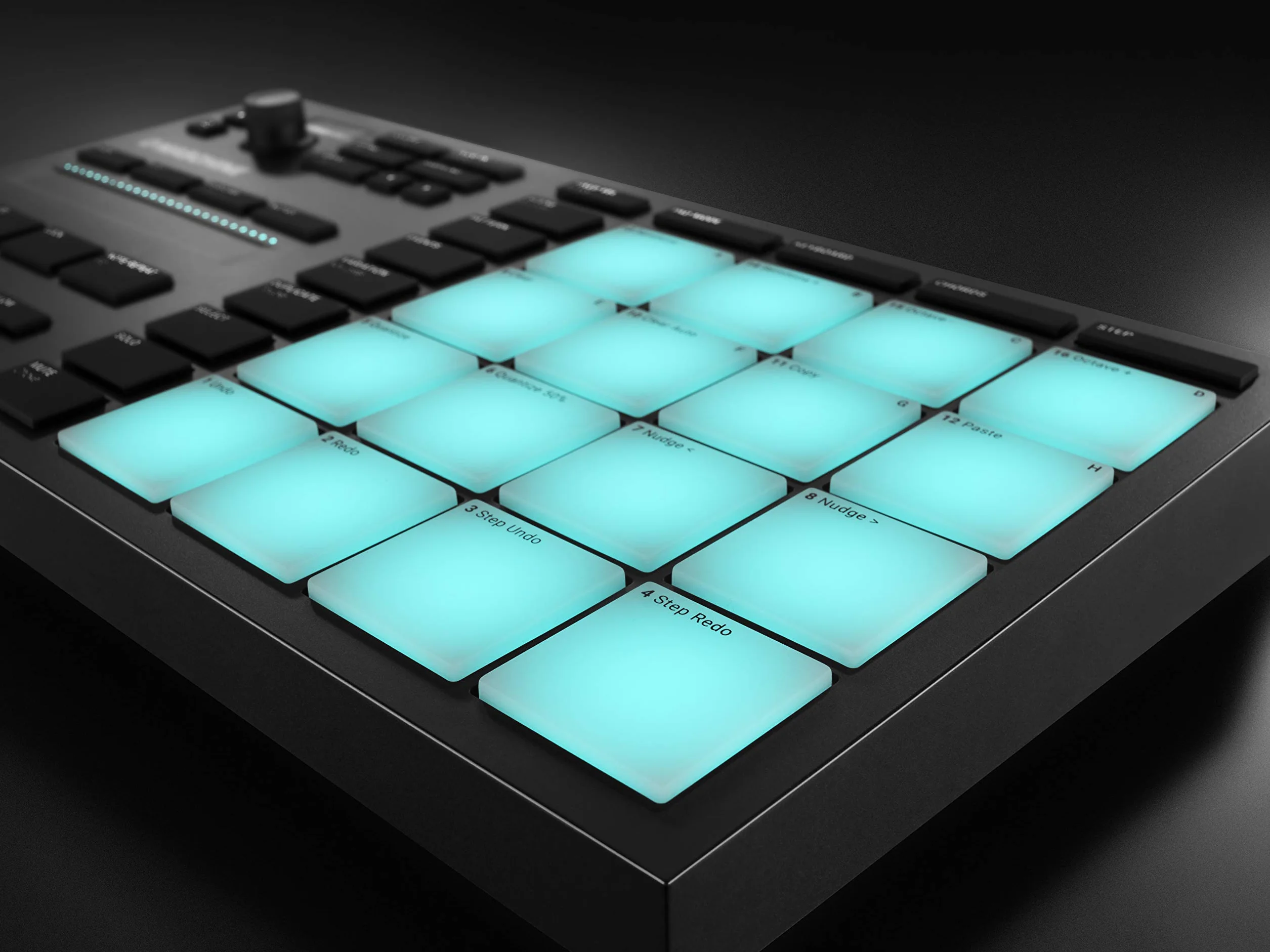 Native Instruments Mikro Mk3 Kontroler Midi Usb, Czarny, 16 podkładek
