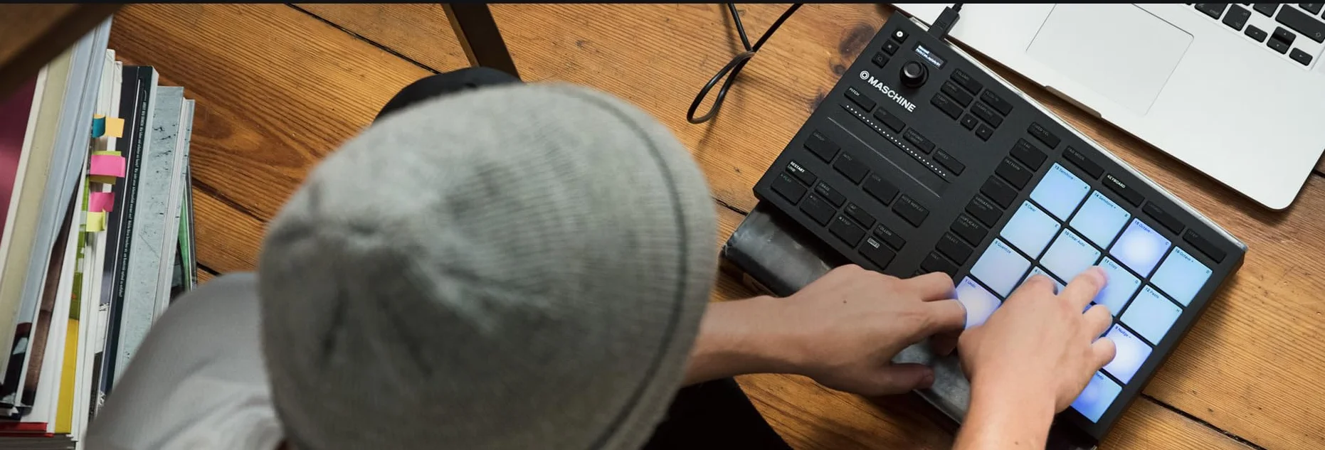 Native Instruments Mikro Mk3 Kontroler Midi Usb, Czarny, 16 podkładek