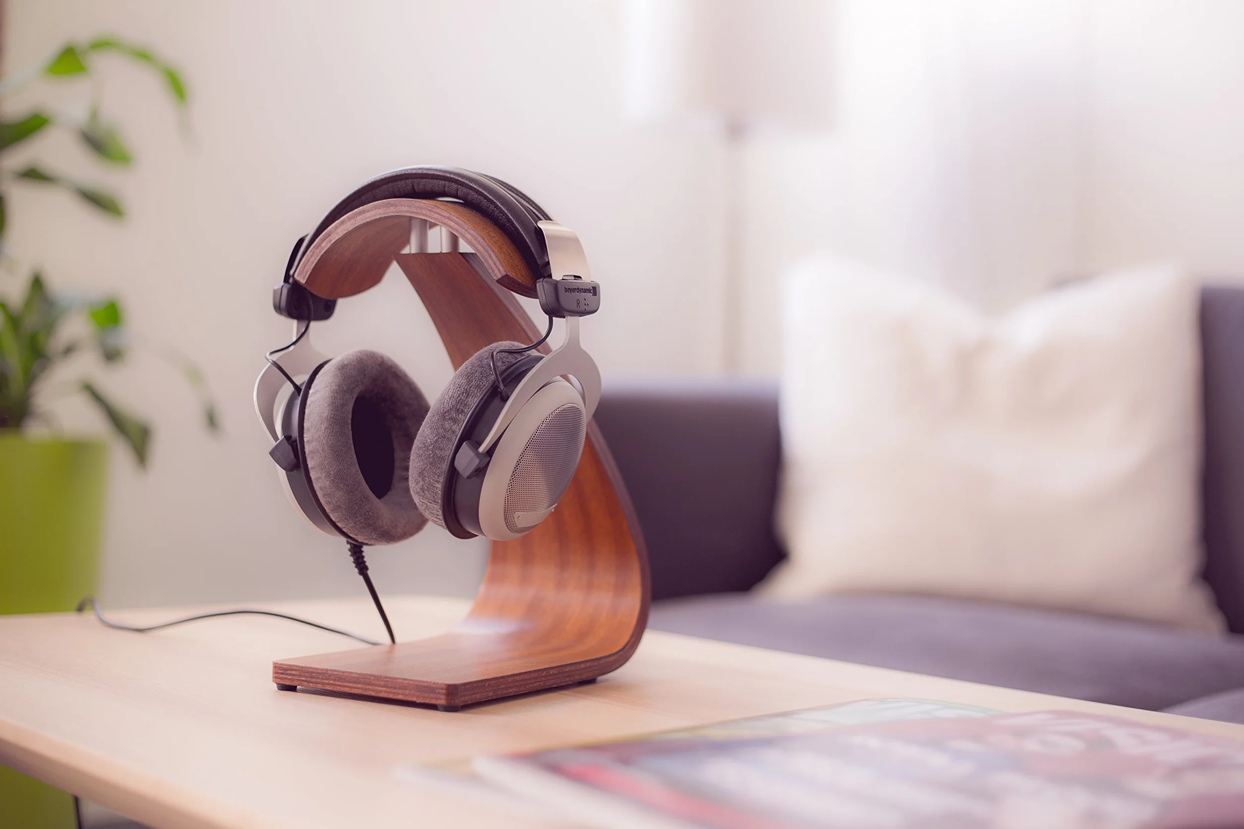 beyerdynamic DT 880 Edition 32 omy słuchawki nauszne stereo. Półotwarta konstrukcja, przewodowa, High-End, do tabletu i smartfona