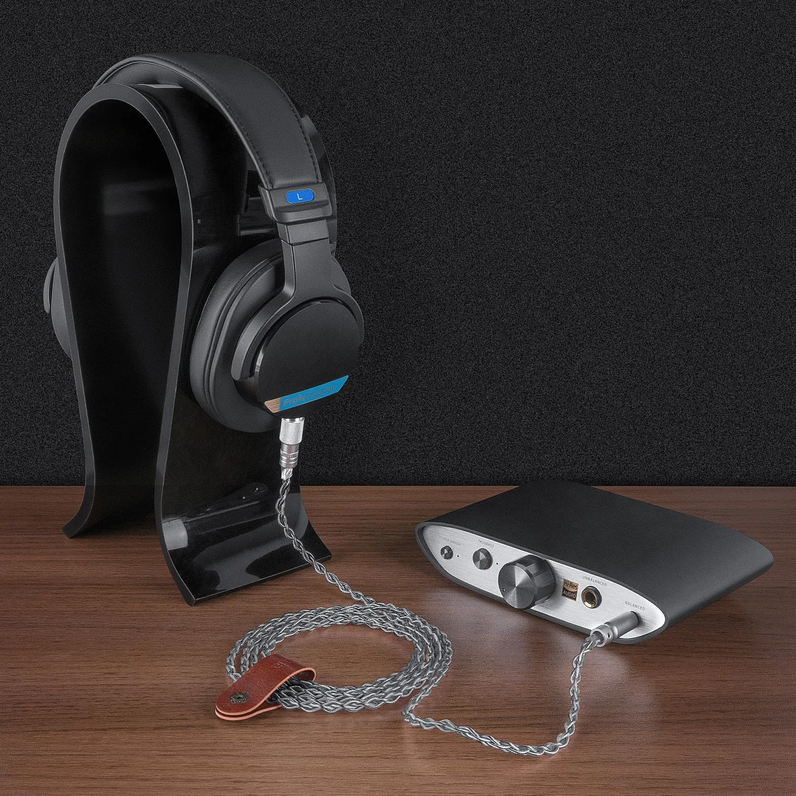 Geekria Apollo Srebrnopokryty kabel audio do aktualizacji 4,4 mm na 3,5 mm, kompatybilny z Sony MDR-MV1 MDR-M1 MDR-M1ST, kabel zamienny z gwintowanym mechanizmem blokującym pokrętło (4,9 ft / 1,5 m)