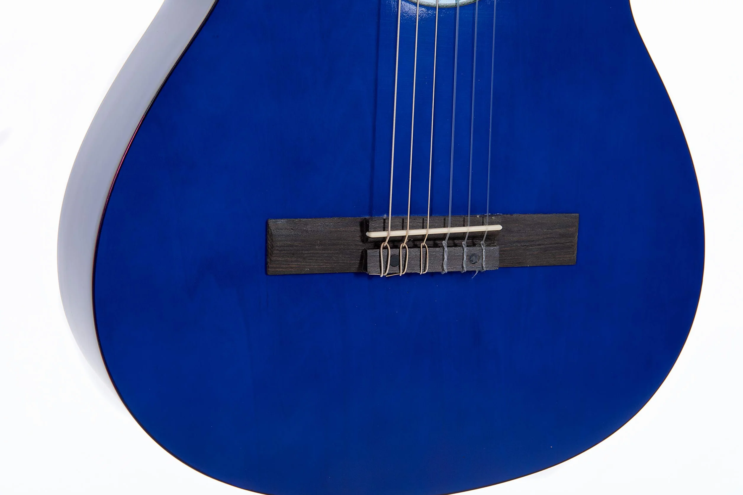 GEWA gitara klasyczna Basic 4/4, korpus lipa, podstrunnica drewno pakkaholz, chromowane maszynki, kolor niebieski