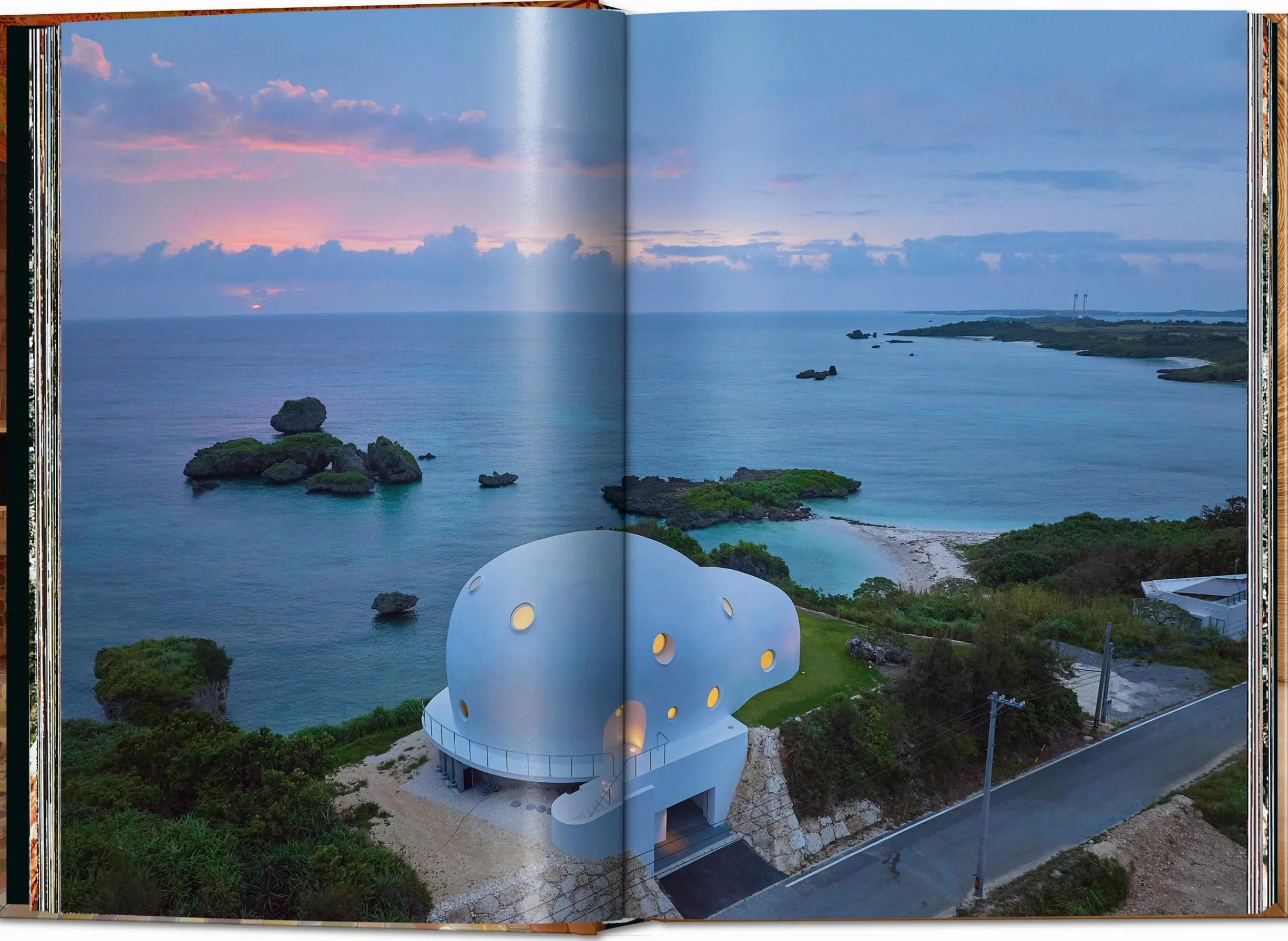 Homes for Our Time: Contemporary Houses around the World Volume 3: Vol. 3