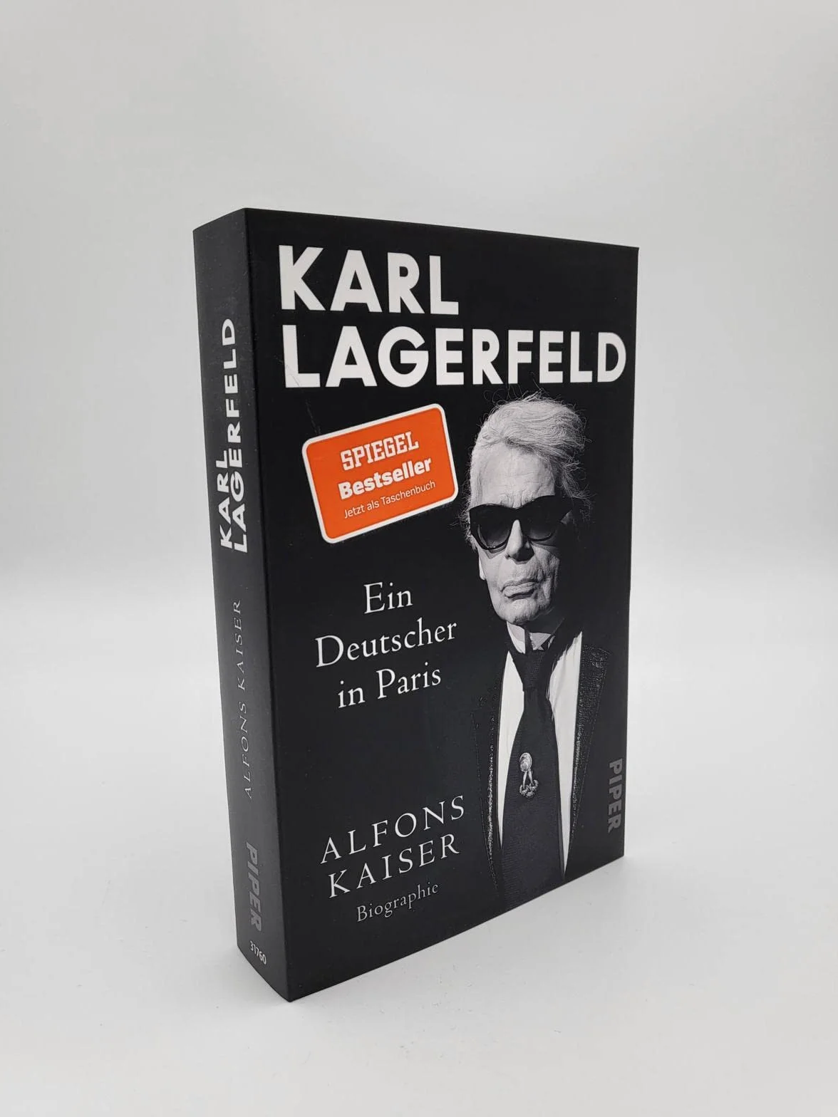Karl Lagerfeld: Ein Deutscher in Paris | Das Leben einer Ikone - der SPIEGEL-Bestseller jetzt im Taschenbuch!