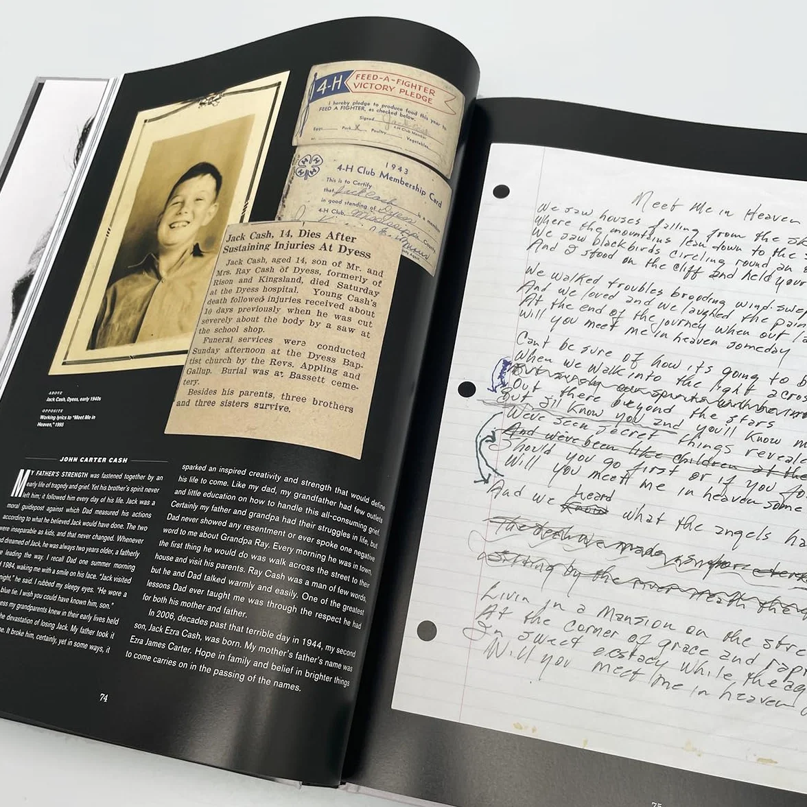 Johnny Cash: The Life in Lyrics: The official, fully illustrated celebration of the Man in Black