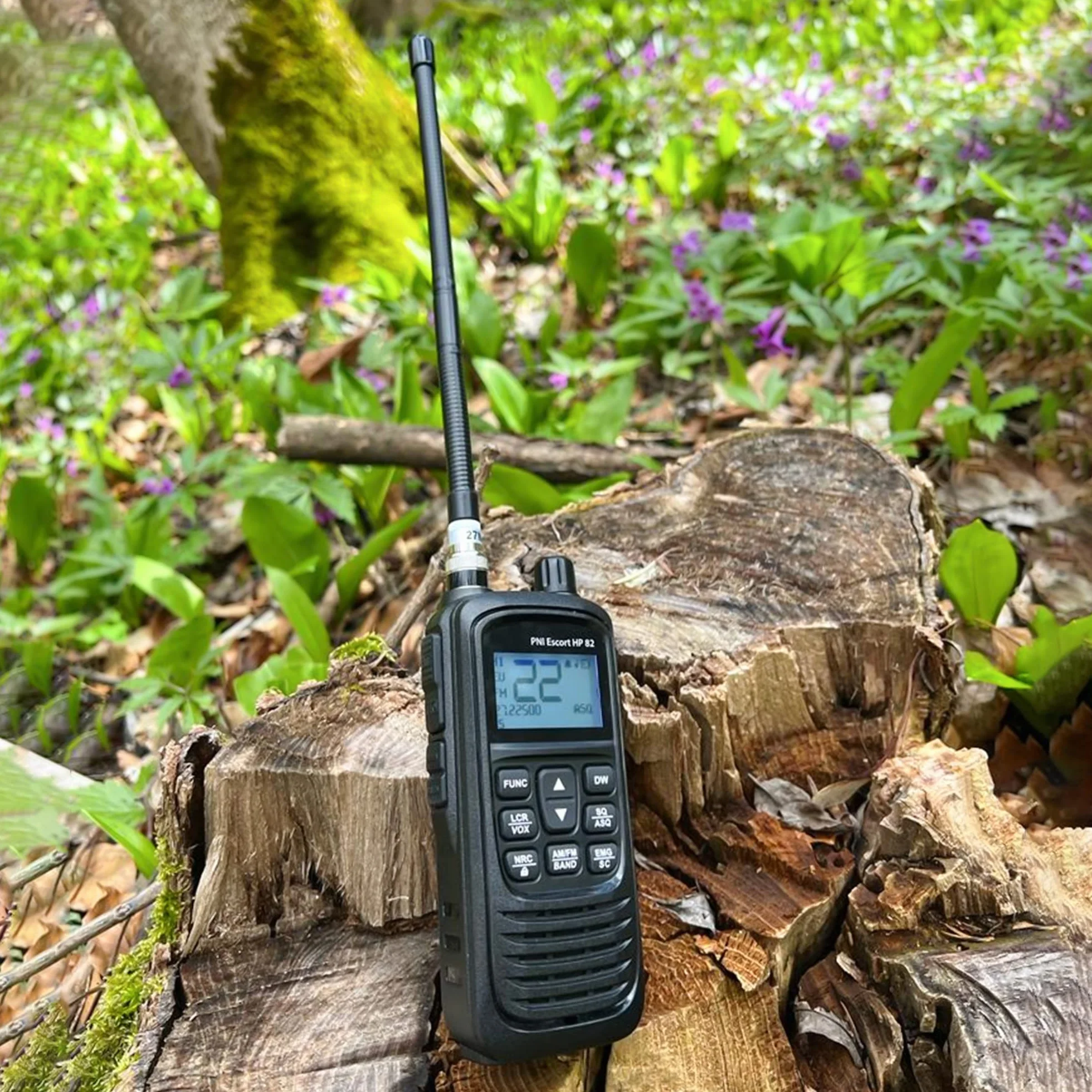 Radiostacja przenośna CB PNI Escort HP 82, multi standard, 4W, 12V, AM-FM, NRC, Dual Watch, Roger Beep, regulowany ASQ SQ, VOX