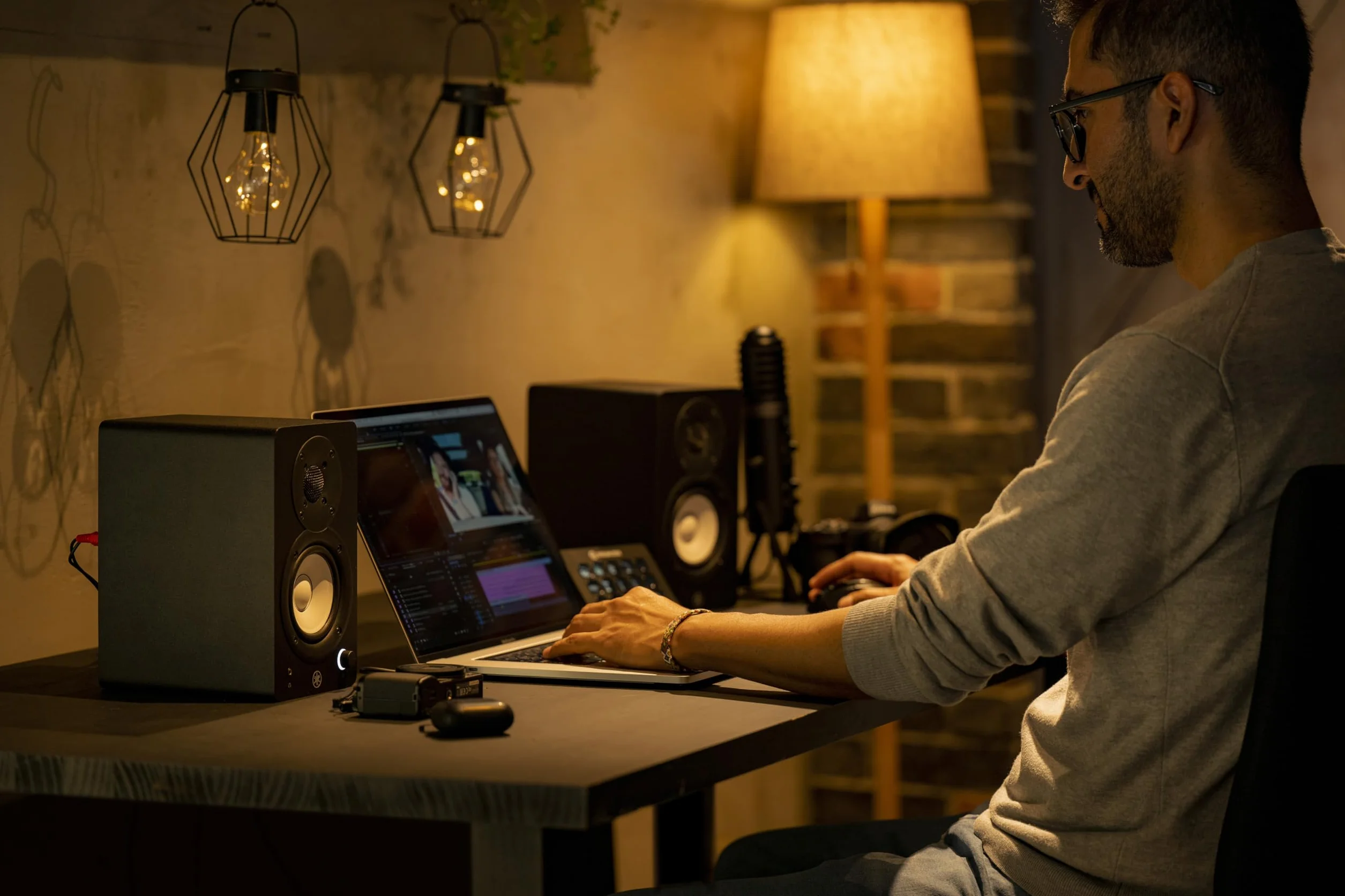 YAMAHA Aktywny monitor CHS4 (czarny)