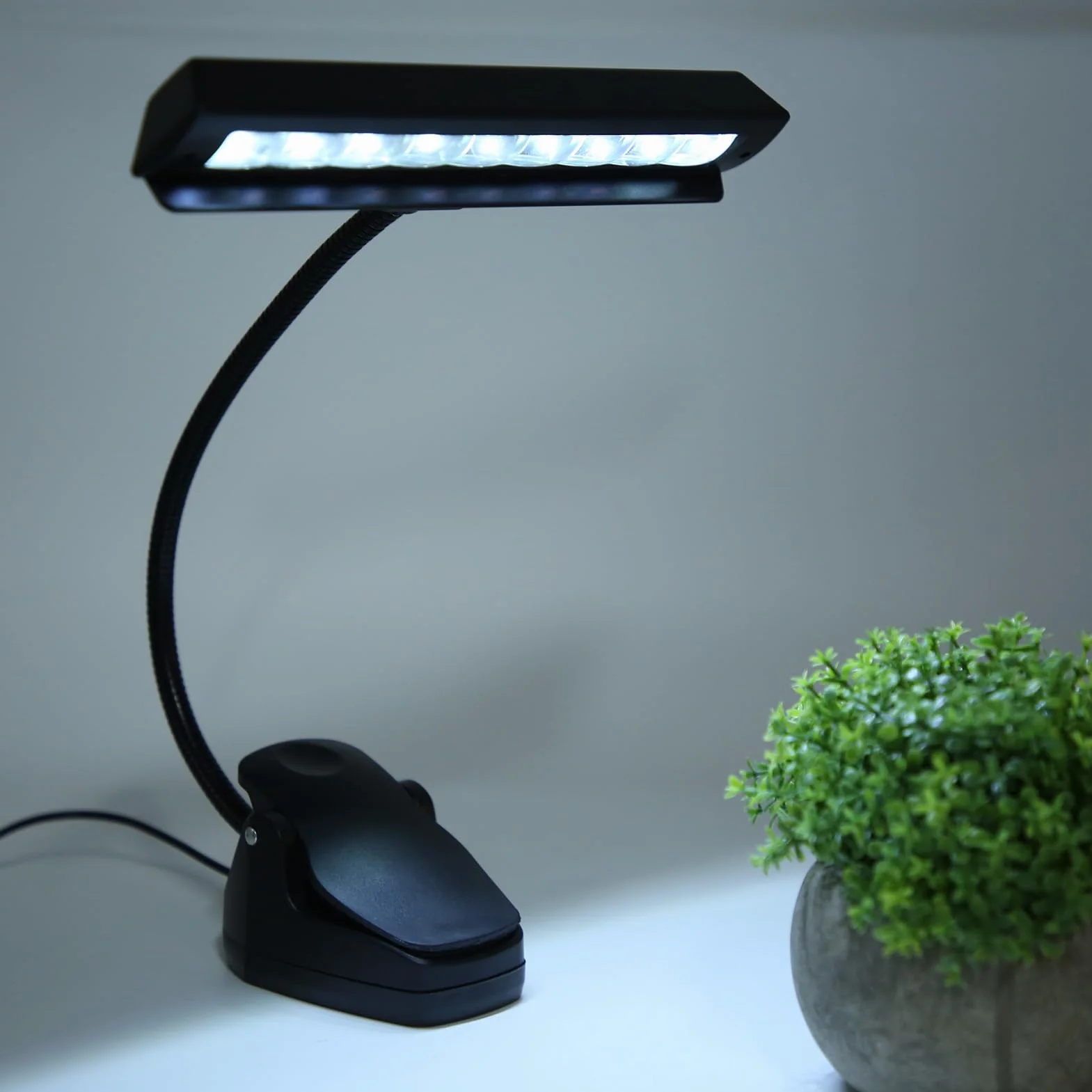 Lampka Na Stojak Na Nuty LED, 16,7 X 8,5 X 2 Cale Baterie USB Z Regulacją 2 Jasności Klips Na Lampkę Na Stojak Na Nuty do Stojaków Muzycznych, Zagłówków, Pianin, Biurek