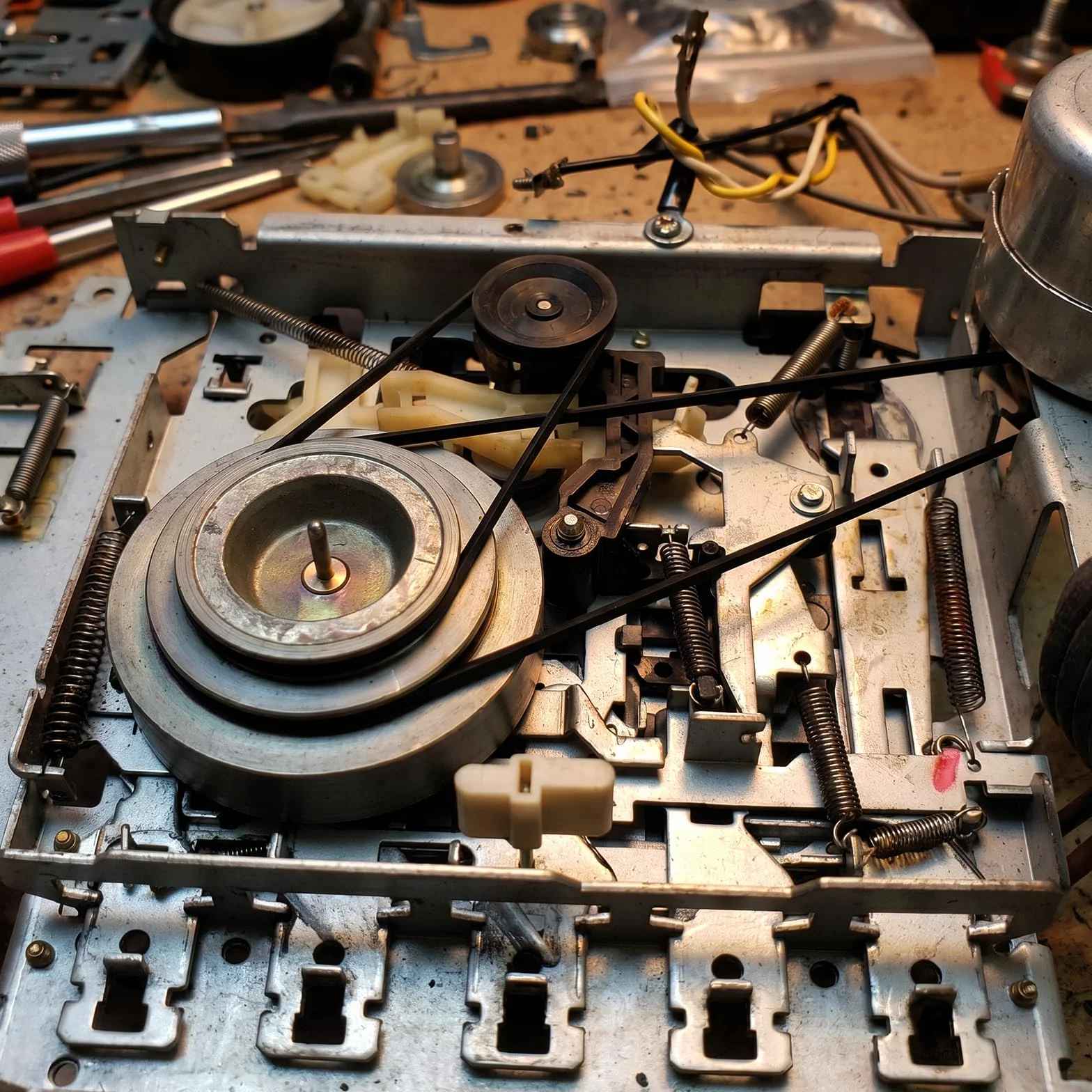 Oruola 150 sztuk pasków czworokątnych do maszyny kasetowej, pasek napędowy, magnetofon, uniwersalne płaskie paski do Cd, DVD, magnetofonu i repeatera (20-120 mm, szerokość 1 mm)
