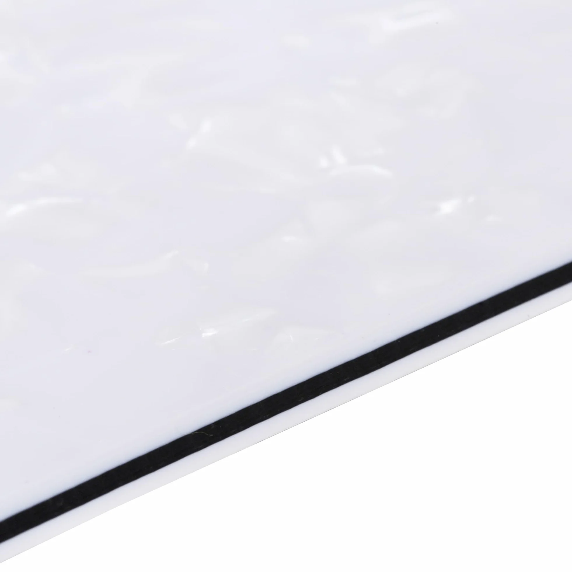 Musiclily 9 Otworów Pickguard Basu do 4-strunowy Music man Stingray Bass, 4 warstwowy White Pearl