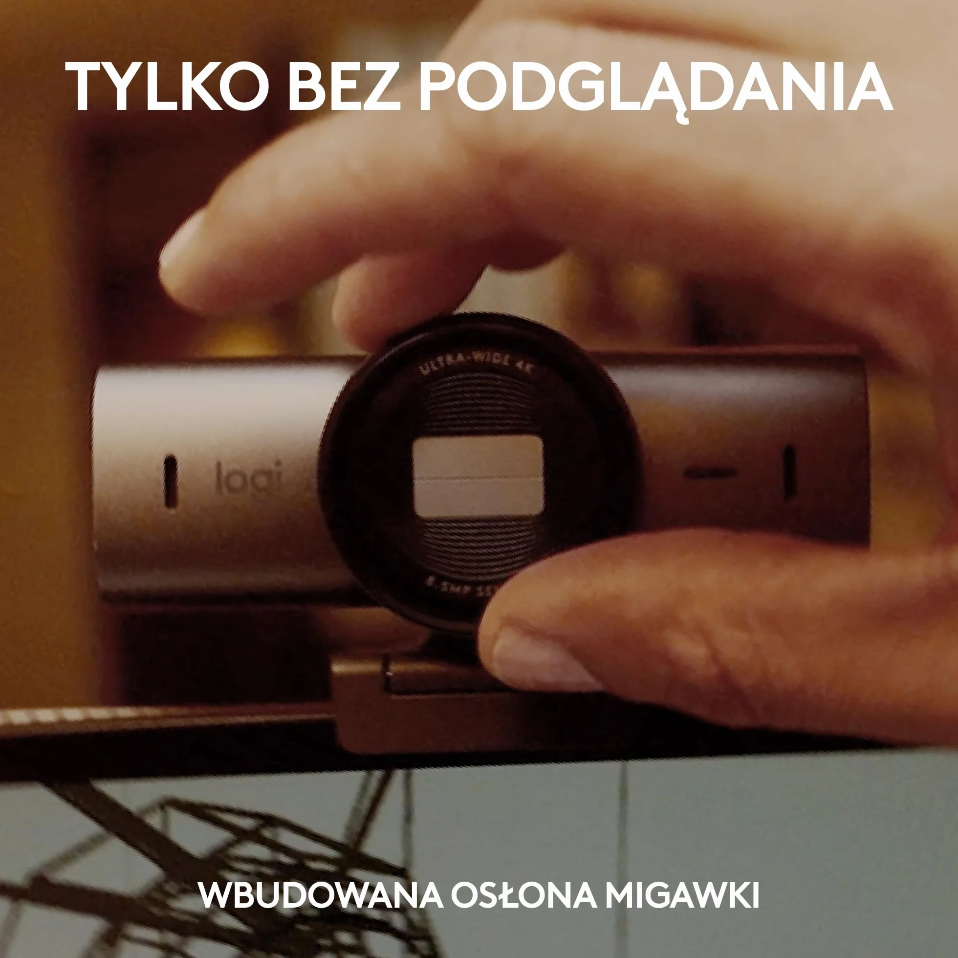 Logitech MX Brio Ultra HD 4K do współpracy i streamingu Kamera, 1080p przy 60 kl./s, mikrofony z podw. redukcją szumów, Show Mode, USB-C, osłona, działa z Microsoft Teams, Zoom, Google Meet, Pale Grey