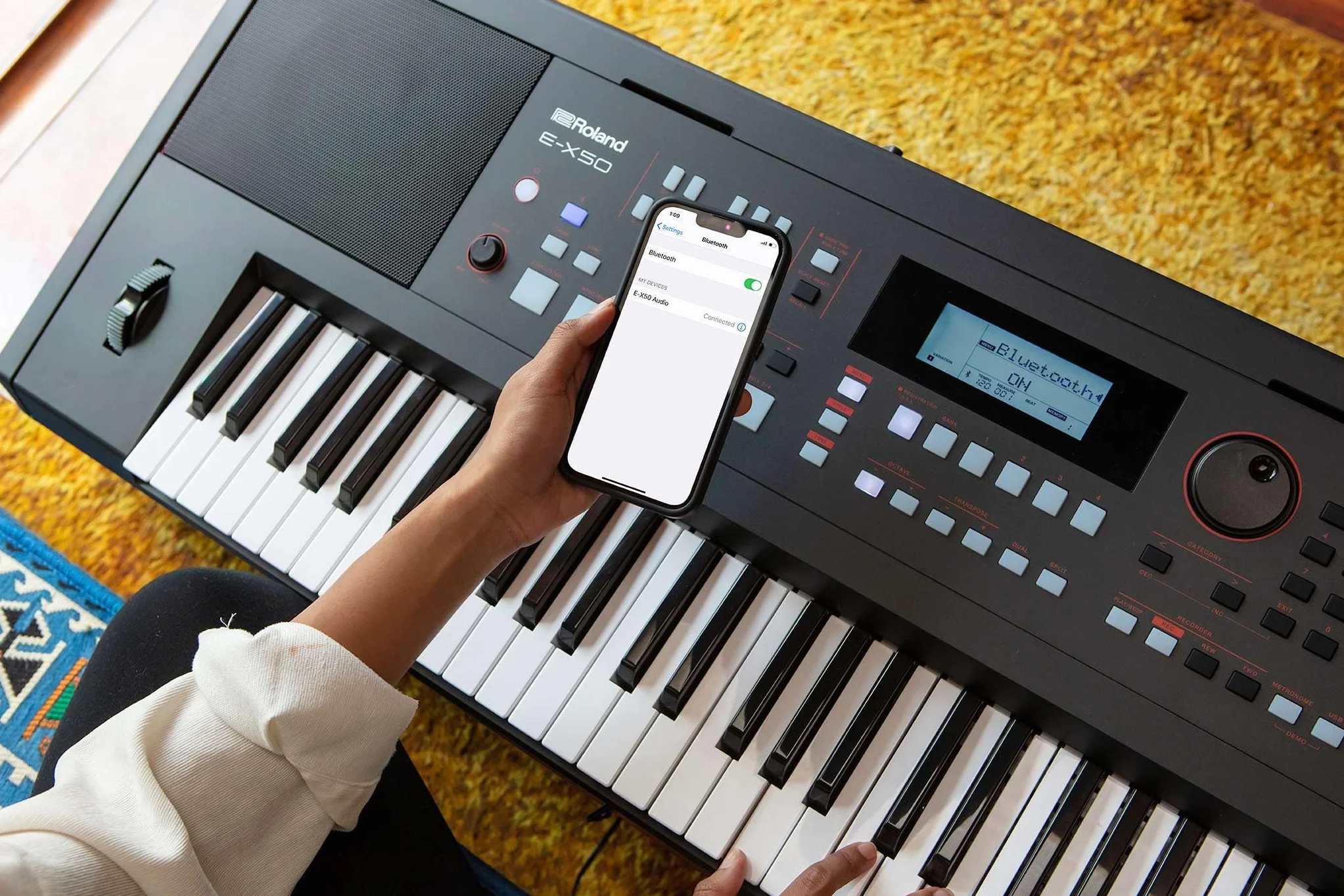 Roland E-X50 Aranżer Keyboard Bluetooth Stereofoniczne Głośniki Wejście Mikrofonowe Automatyczny Akompaniament