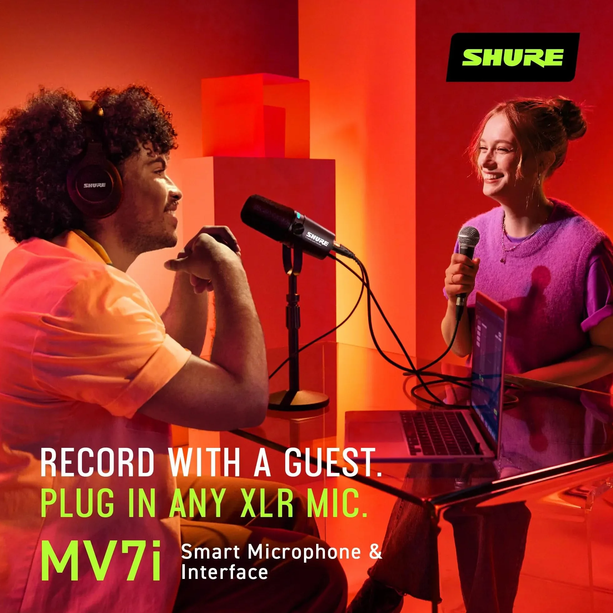 Shure Mikrofon MV7i Smart Podcast + Wbudowany Interfejs Audio – Zestaw Sprzętu z 2 Kanałami dla Podwójnych Mikrofonów XLR lub Mikrofon + Instrumenty XLR - Bezpośrednie Połączenie USB-C z PC/Telefonem