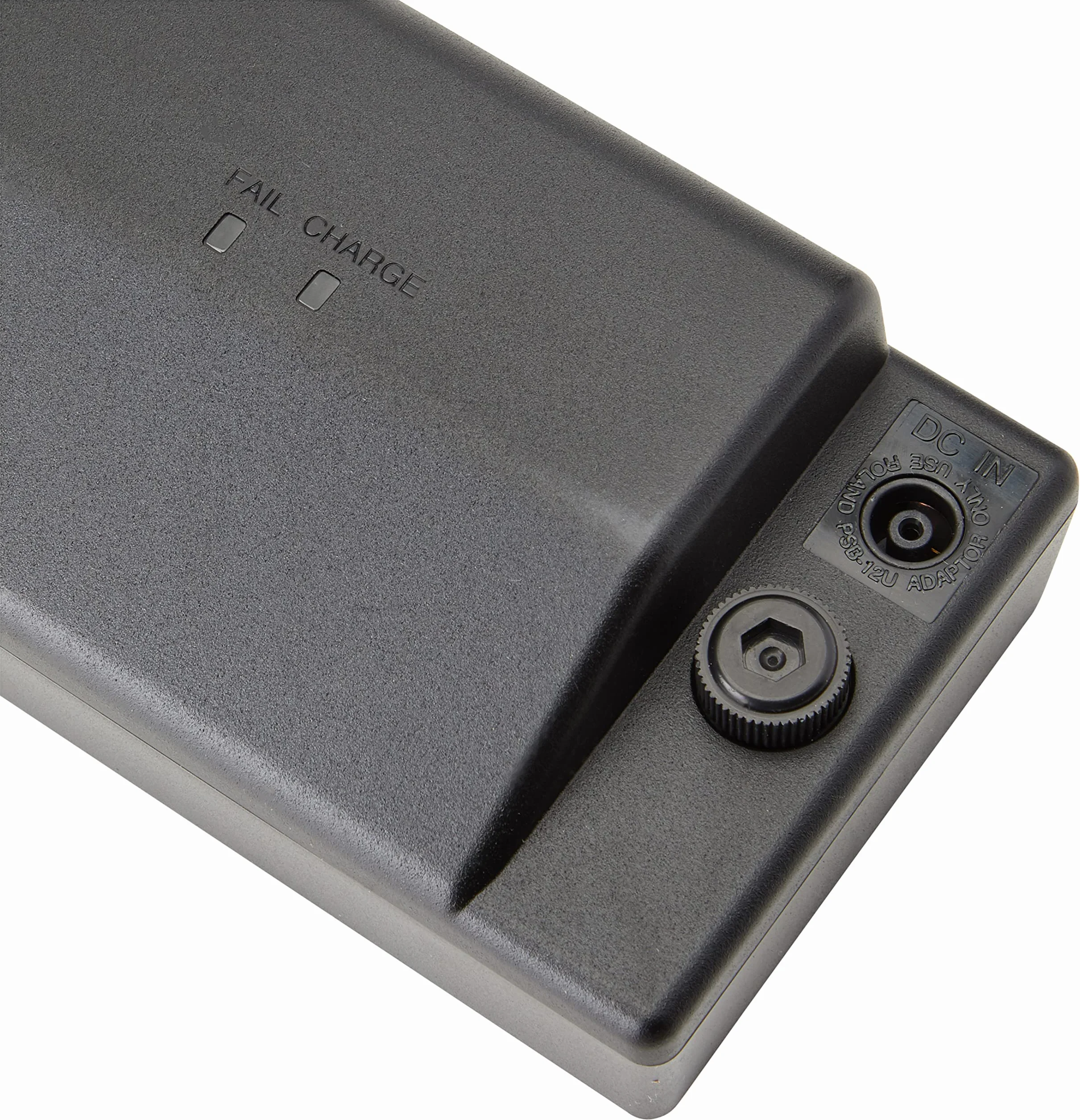 Akumulator ROLAND Amp Power Pack (BTY-NIMH/A) – oficjalny zestaw akumulatorów do wybranych wzmacniaczy Roland, w tym CUBE Street EX, AC-33, KC-220 i BA-330