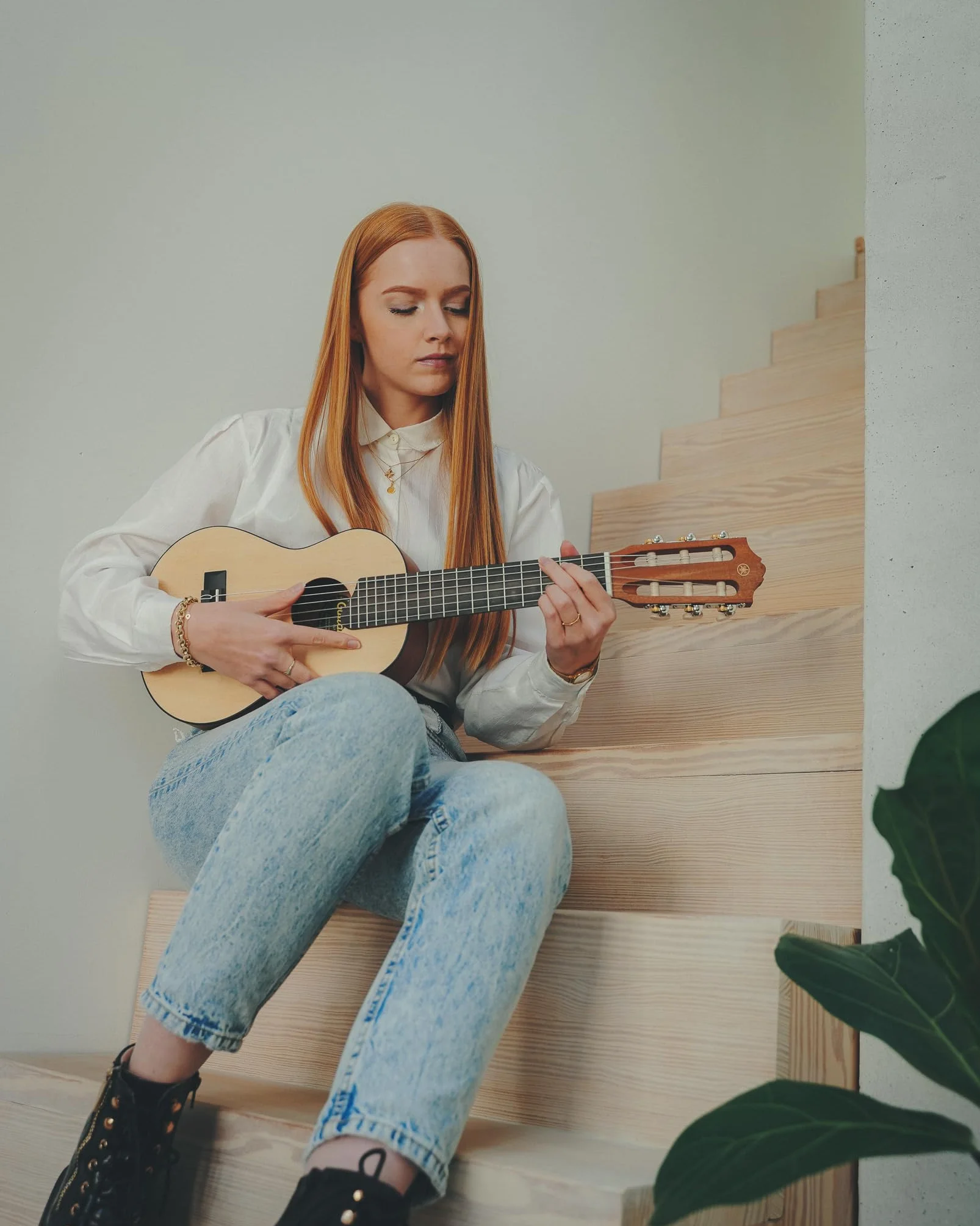 Yamaha GL1 Gitara Akustyczna, Drewno