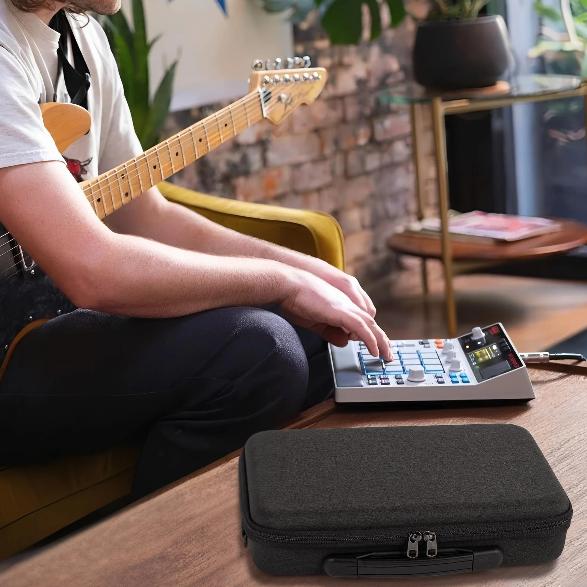 Geekria twarda walizka podróżna kompatybilna z Akai Professional MPC Sample Portable Groovebox, torba do przenoszenia samplera audio (ciemnoszara)