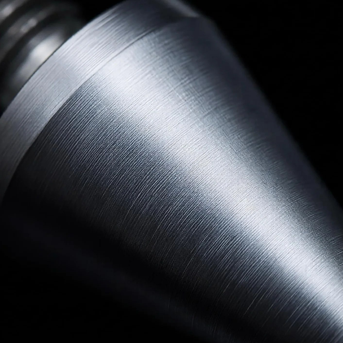 PrecisionGeek Kolce głośnikowe M6 z podkładkami izolacyjnymi 20 mm, zestaw 4 kolców + 4 podkładki, anodowane aluminium, szare, głośniki HiFi, stojaki AV, subwoofery i sprzęt audio, nóżki