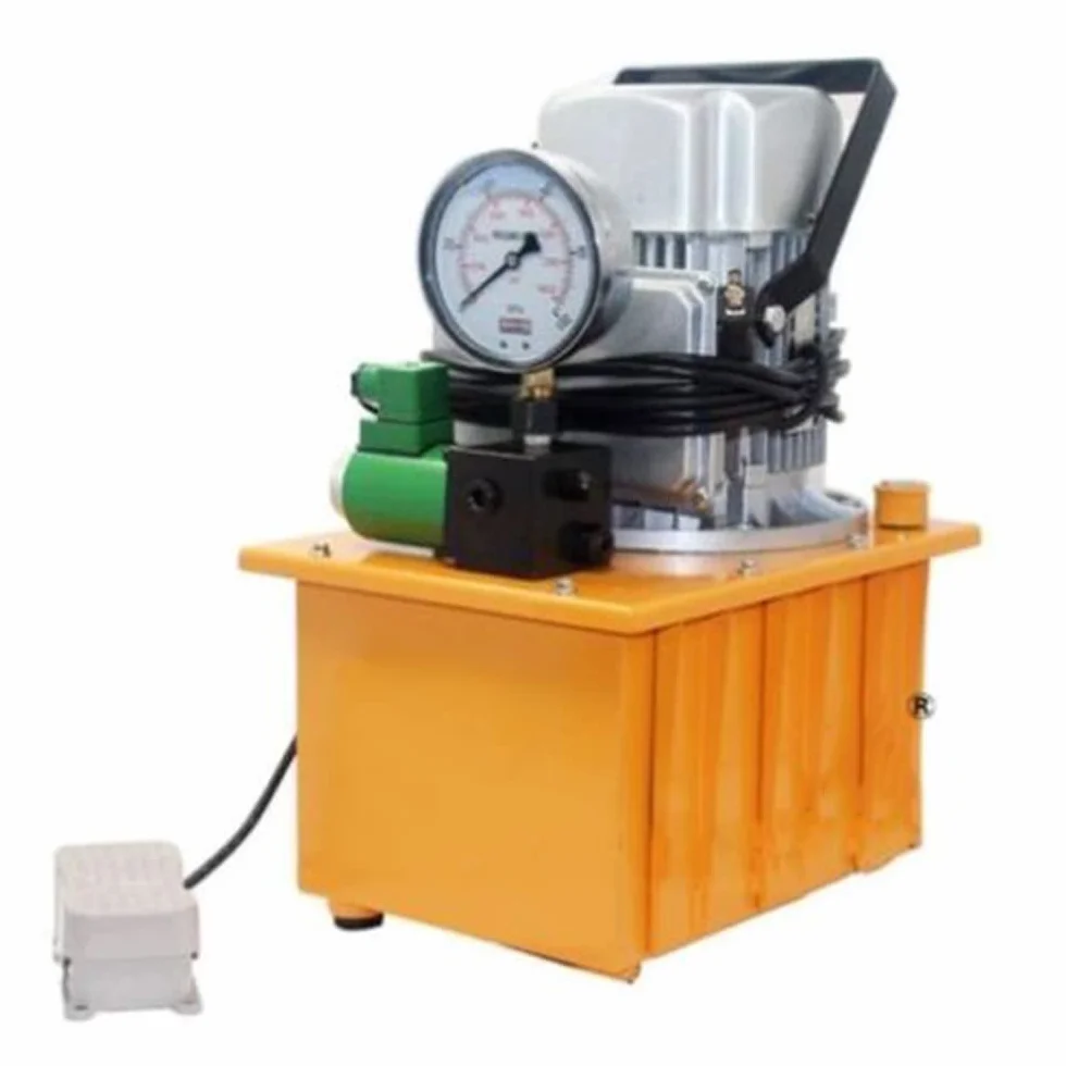 Elektryczna pompa hydrauliczna, napędzana elektrycznie, z wężem olejowym, szybkozłączka, sterowanie pedałem, proste działanie, 700 bar, 7 l