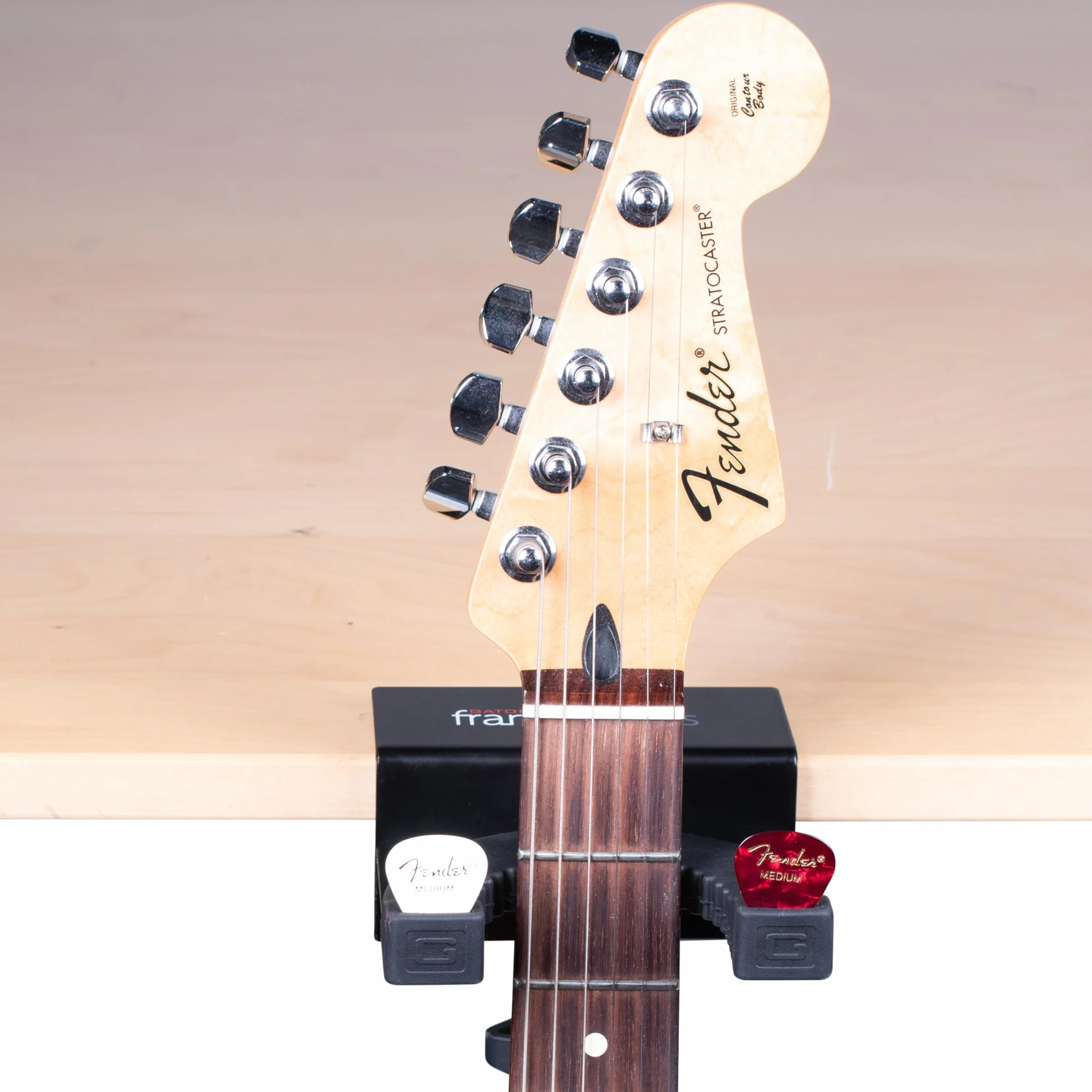 Gator Frameworks GFW-GTRDSKCLAMP-1000 Stojak na gitarę stołową i biurkową