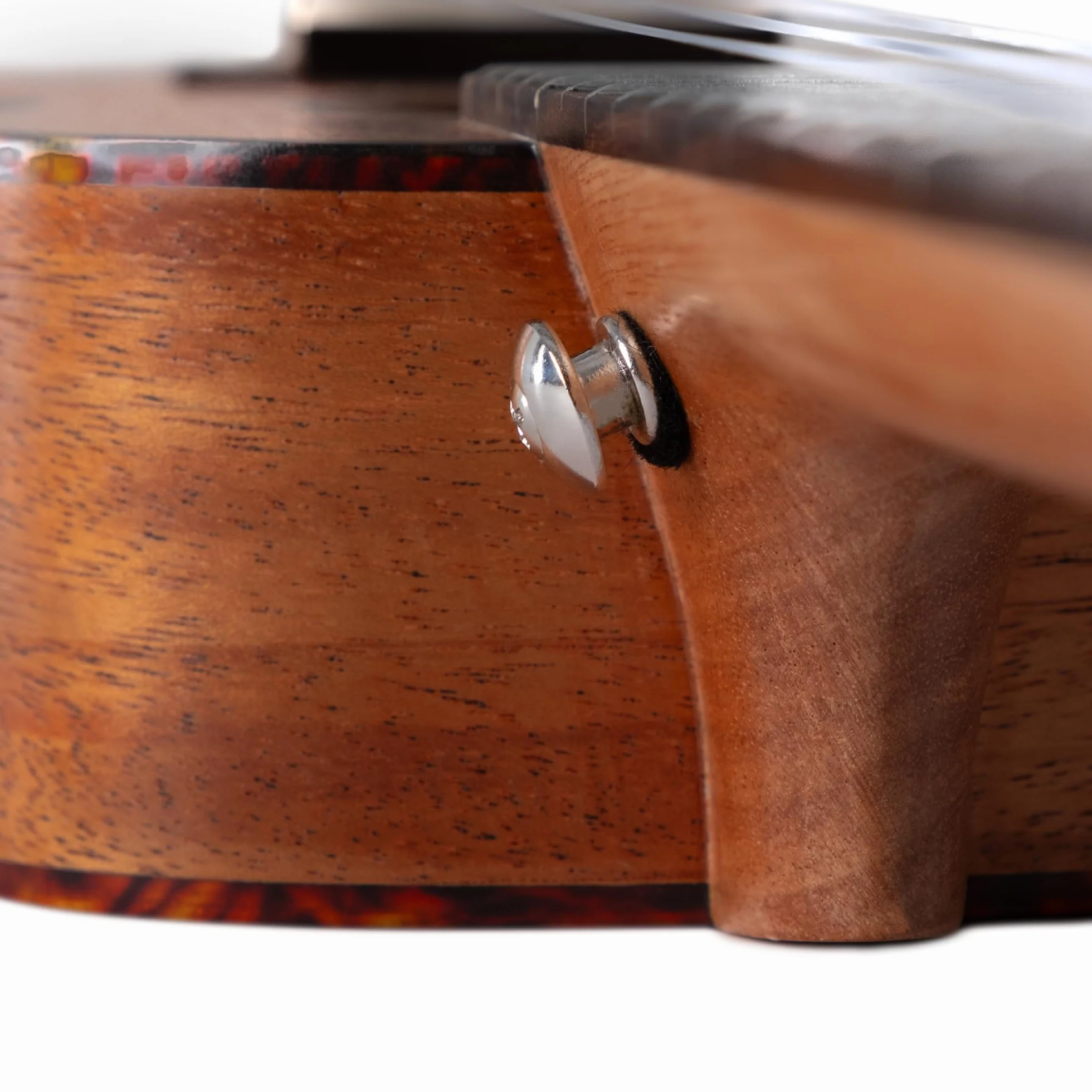 CASCHA HH 2036 DE Premium mahoniowe ukulele koncertowe zestaw ze strunami AQUILA, niemiecka metoda ukulele z DVD, wyściełana torba i 3 kostki
